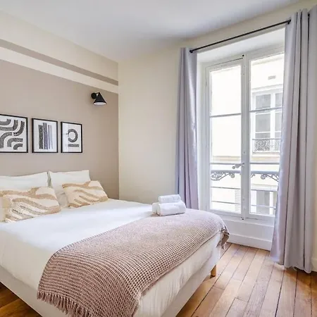 1.two Bedrooms#champs Elysees#arc De Triomphe#ac 巴黎