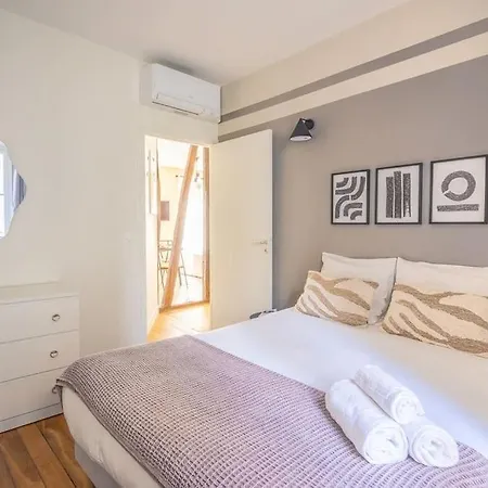 1#two Bedrooms#champs Elysees#arc De Triomphe#ac Apartment *