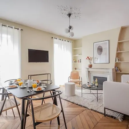 Apartment 1#two Bedrooms#champs Elysees#arc De Triomphe#ac Paris
